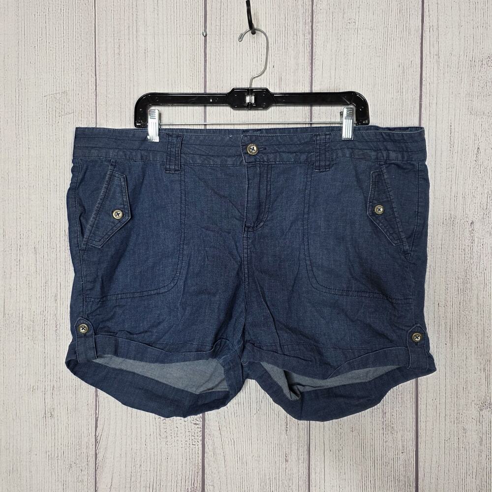 Torrid Chambray Roll Tab Shorts Size 18 Blue Lightweight
